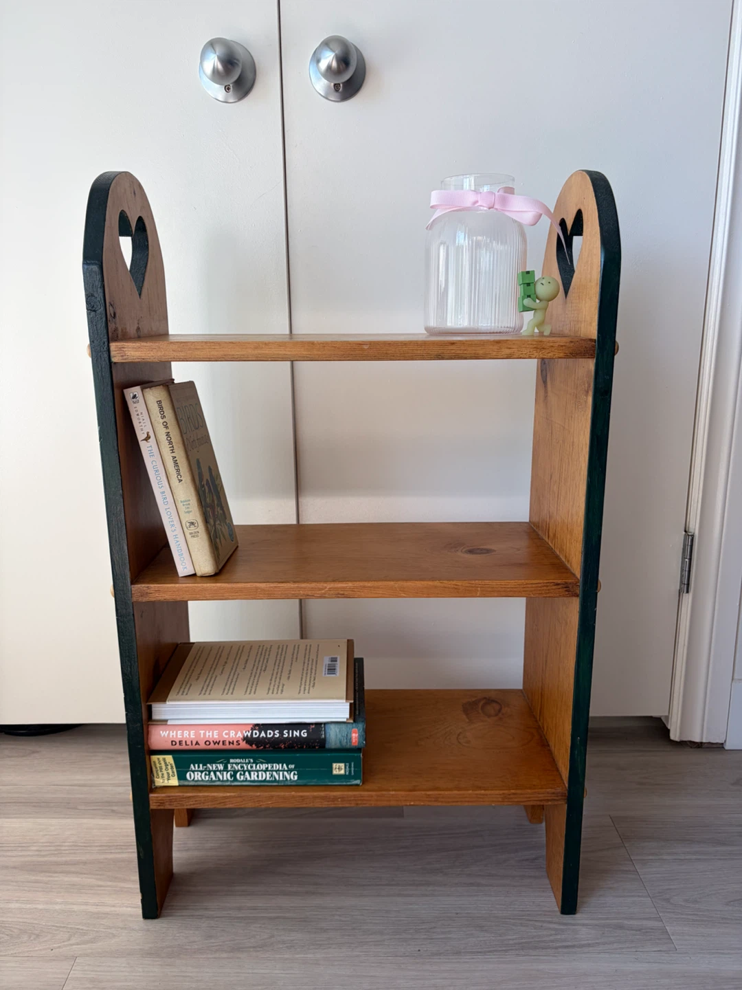 Wooden Shelf with Heart Cutouts - photo 5