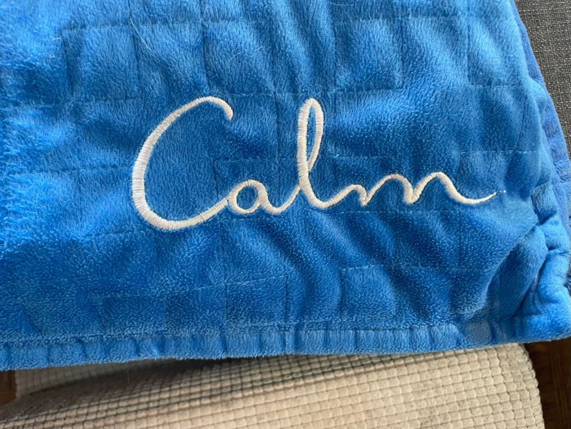 Calm & Gravity Promotional Collaboration 15lb Weighted Blanket - photo 2