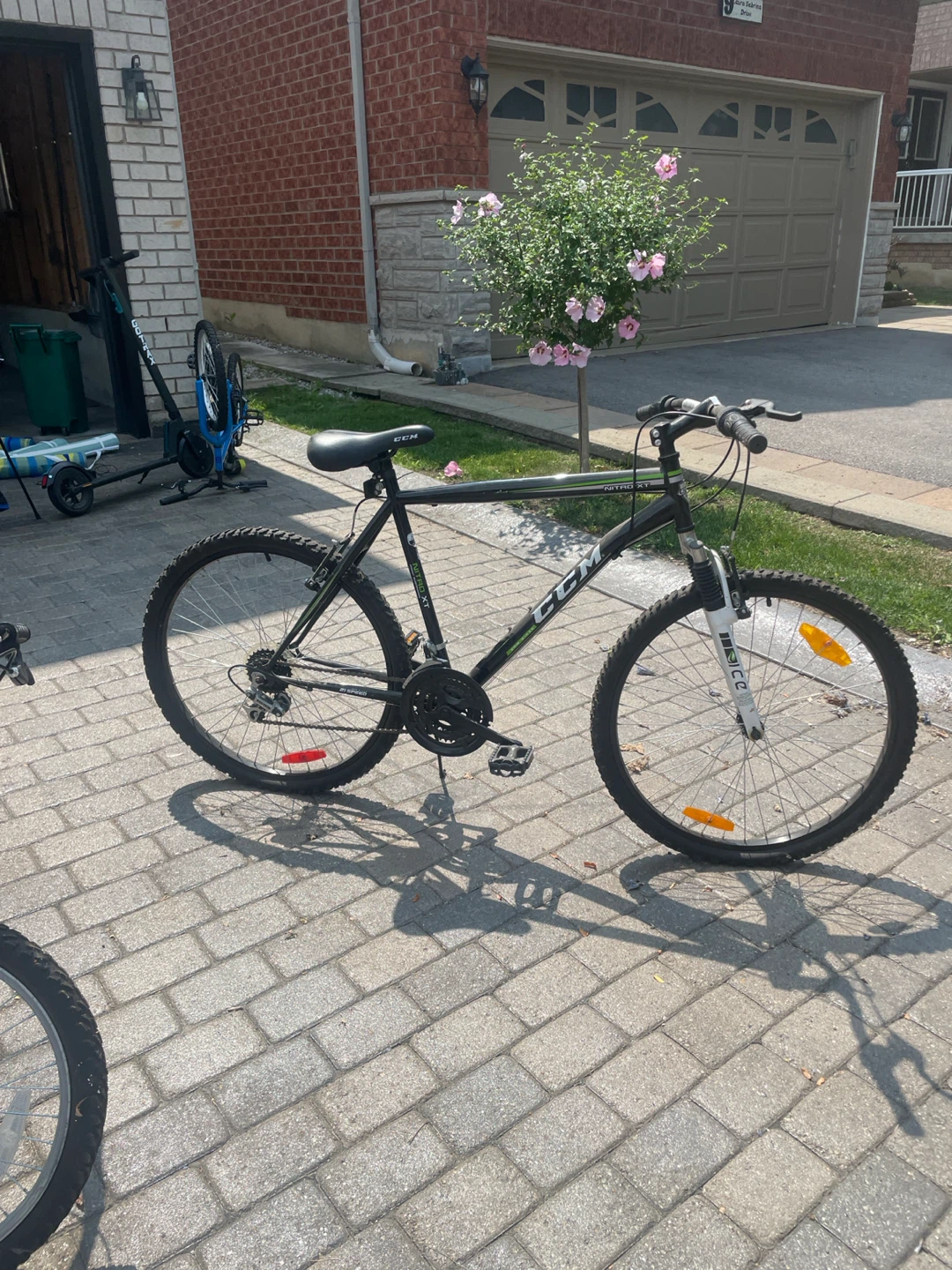 CCM Nitro XT Mountain Bike