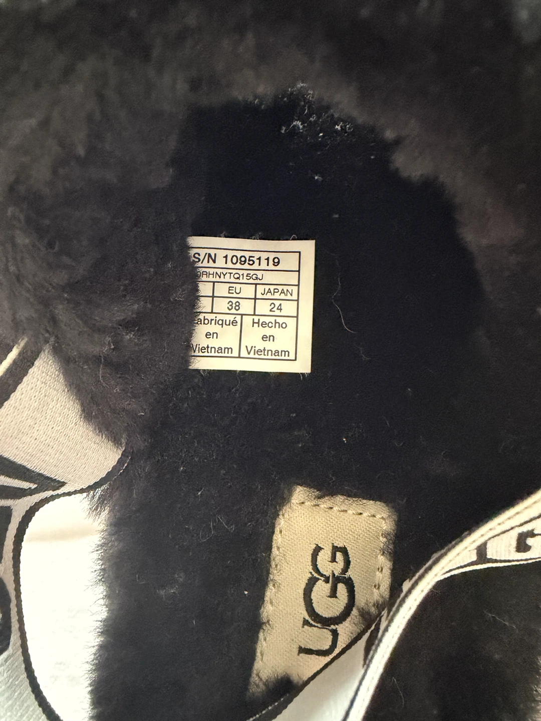 UGG Fluff Yeah Slide Sandals Black - photo 4