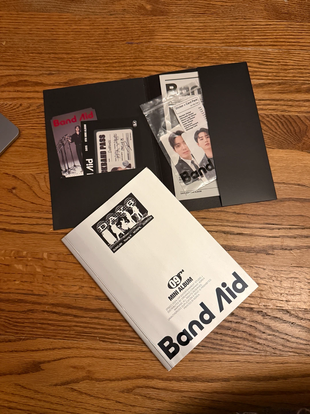 kpop merch and albums - photo 2