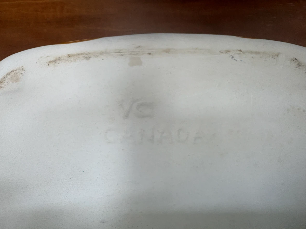 Vintage MCM  Casserole Dish Made in Canada - photo 3
