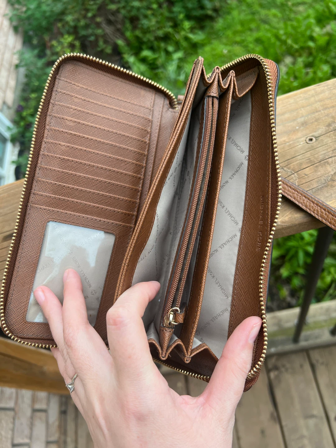 Michael Kors Brown Leather Zip Around Wallet - photo 3