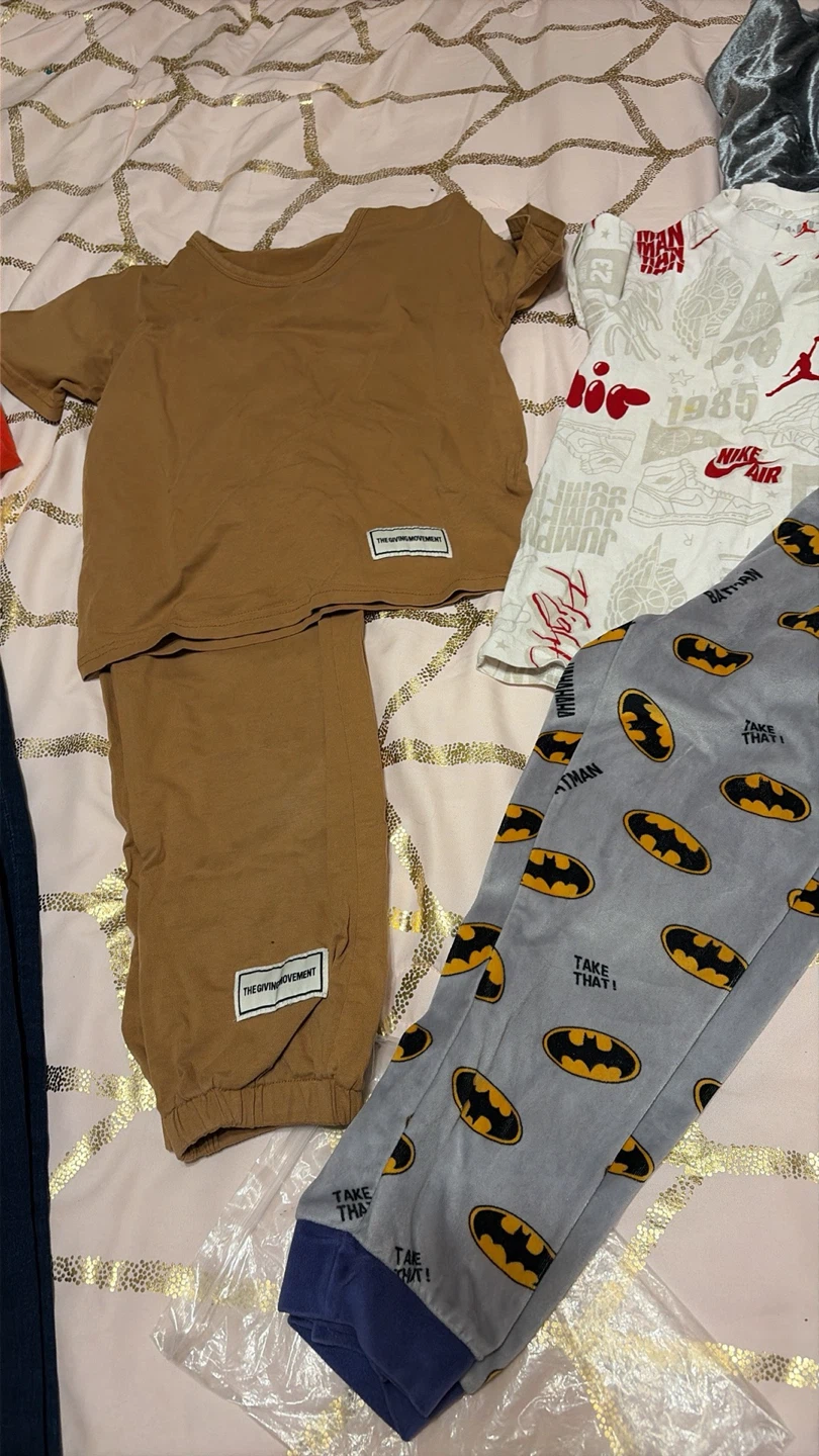 Kids Clothing Bundle - Various Brands - photo 3