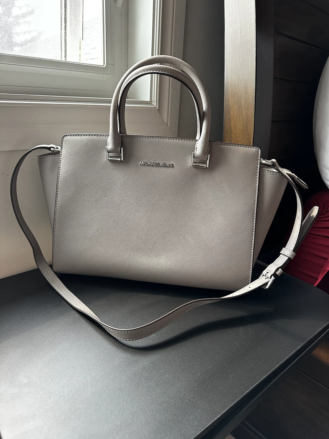 Michael Kors Handbag - photo 4