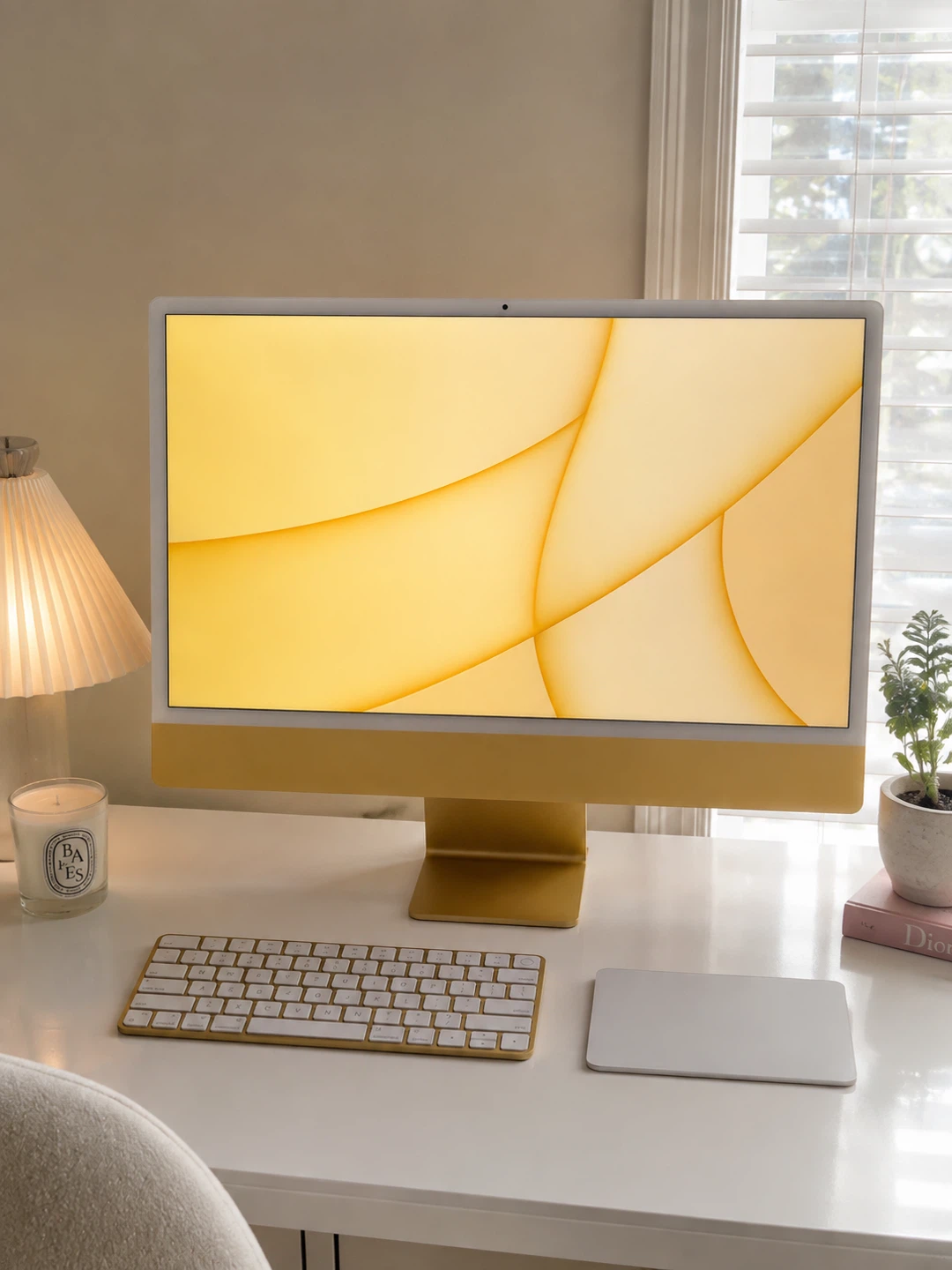 Apple iMac 24-inch 512Gb  (M1, 2021) - Yellow