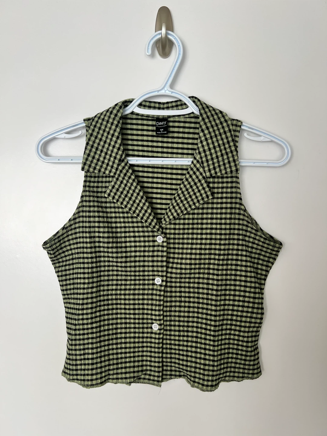 Sleeveless Plaid Shirt