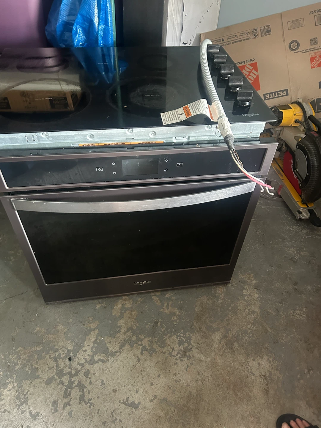 Whirlpool Electric Stove Top and Oven - photo 4