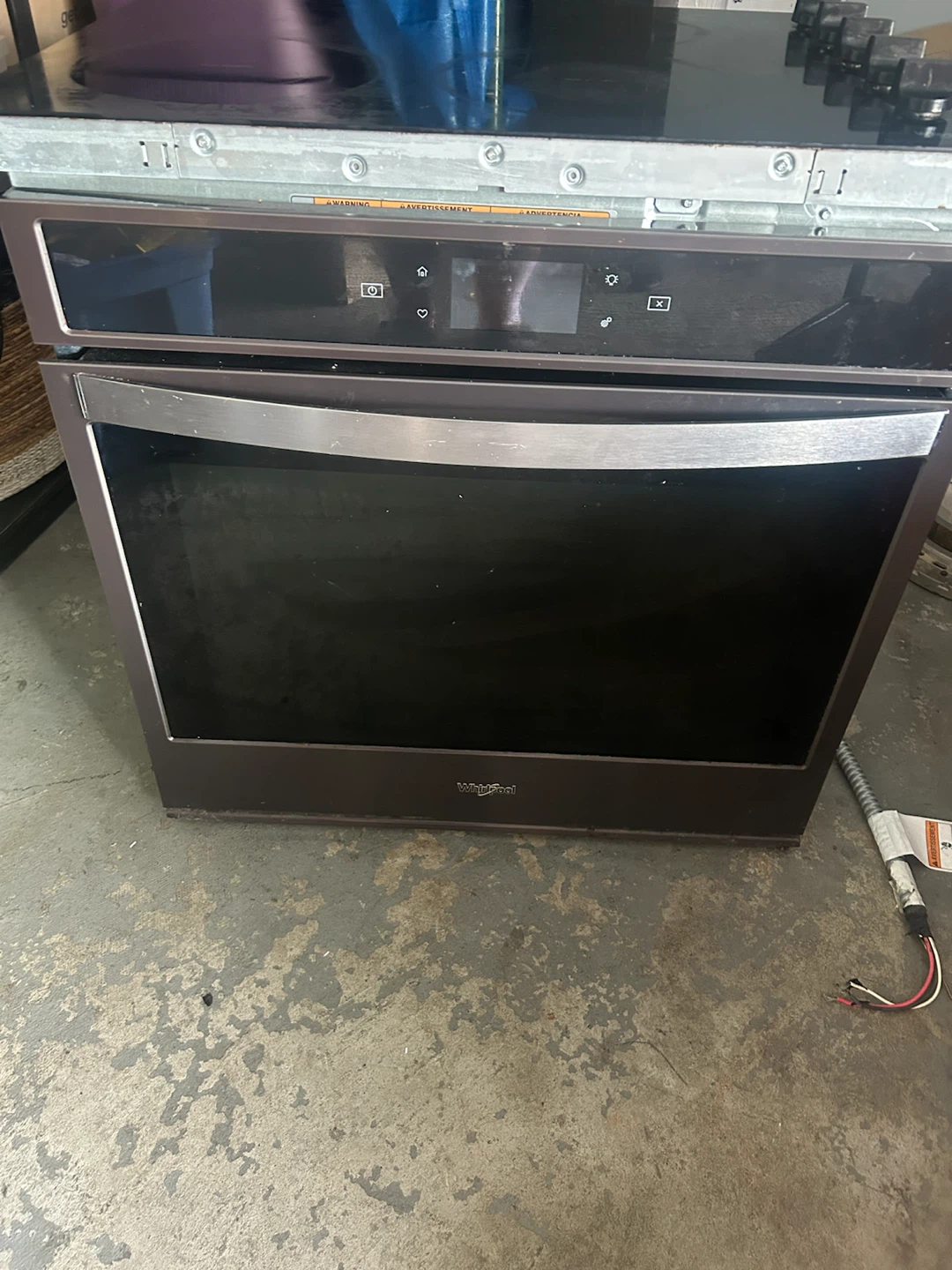 Whirlpool Electric Stove Top and Oven - photo 5