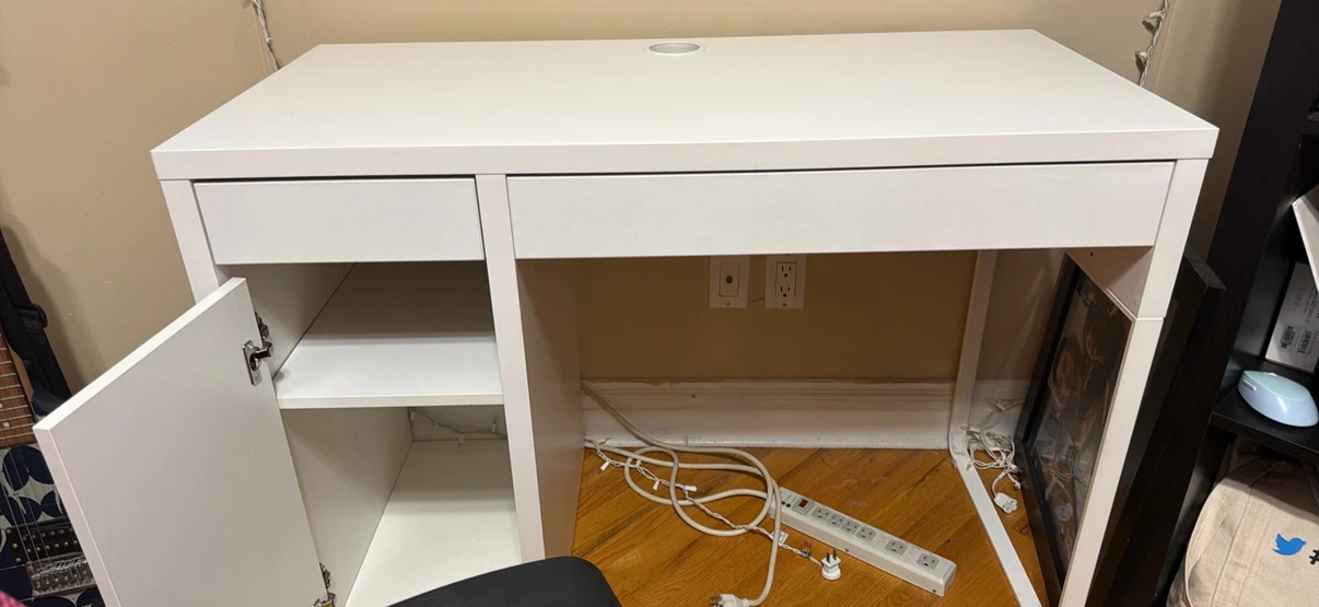 White MICKE Ikea Desk