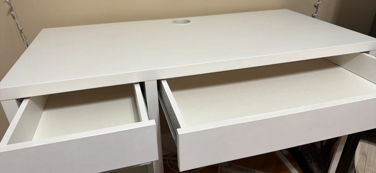 White MICKE Ikea Desk - photo 3