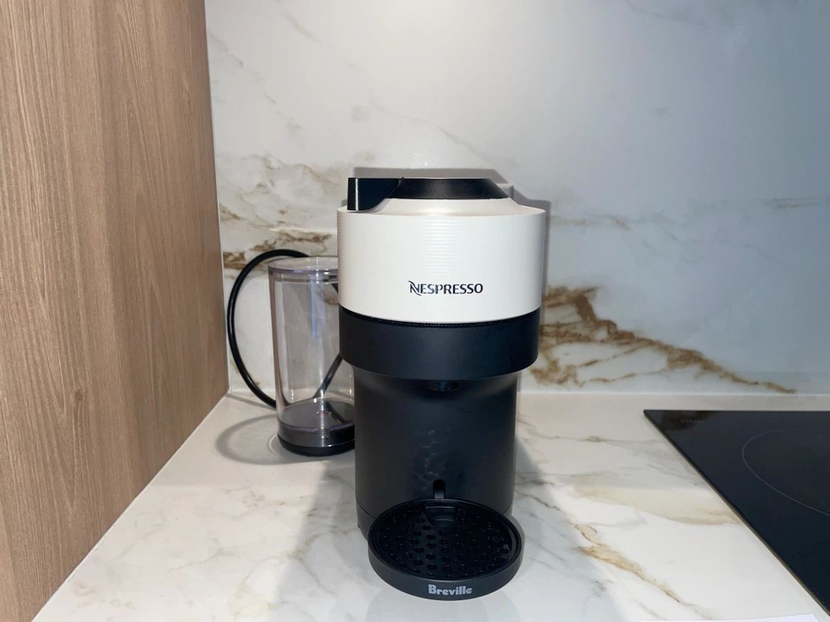 Nespresso Vertuo Coffee Machine - photo 2