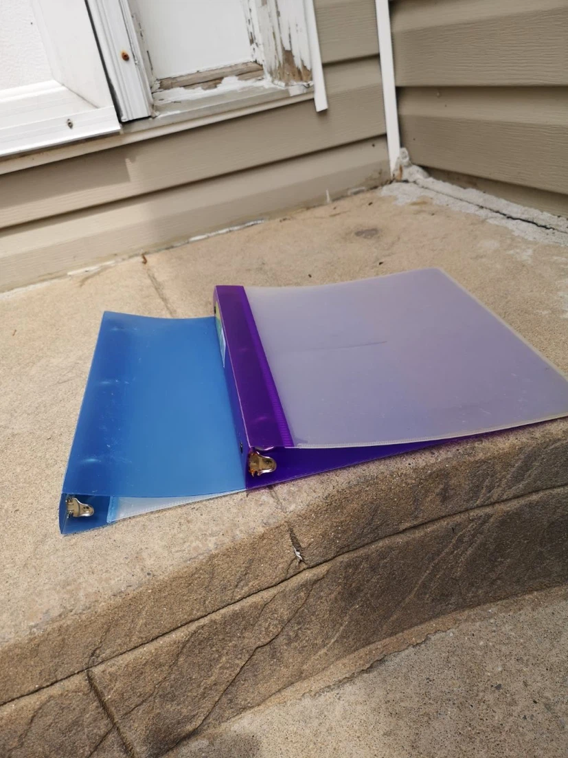 Binder folders with plastic covers