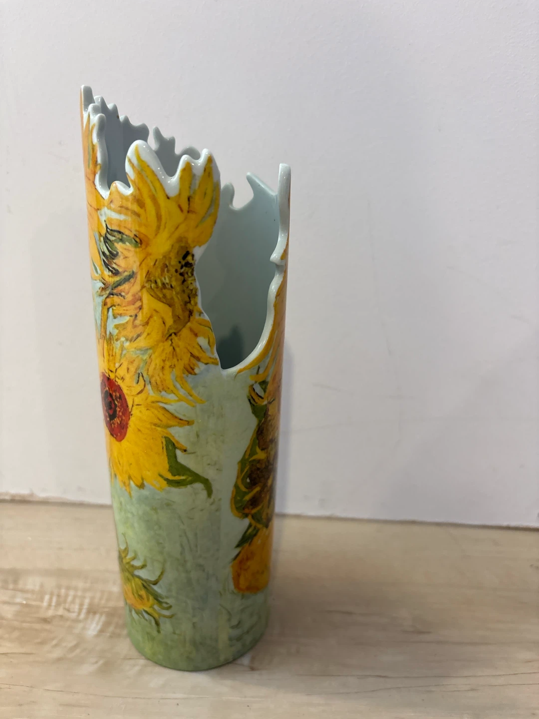 Vase with Sunflowers Design - photo 2
