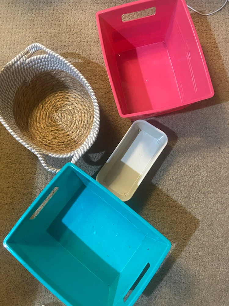 Assorted free baskets - photo 2