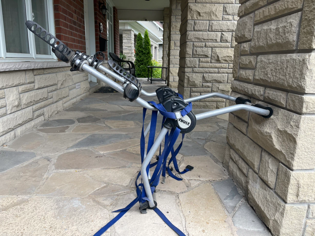 Thule 2 bike trunk rack