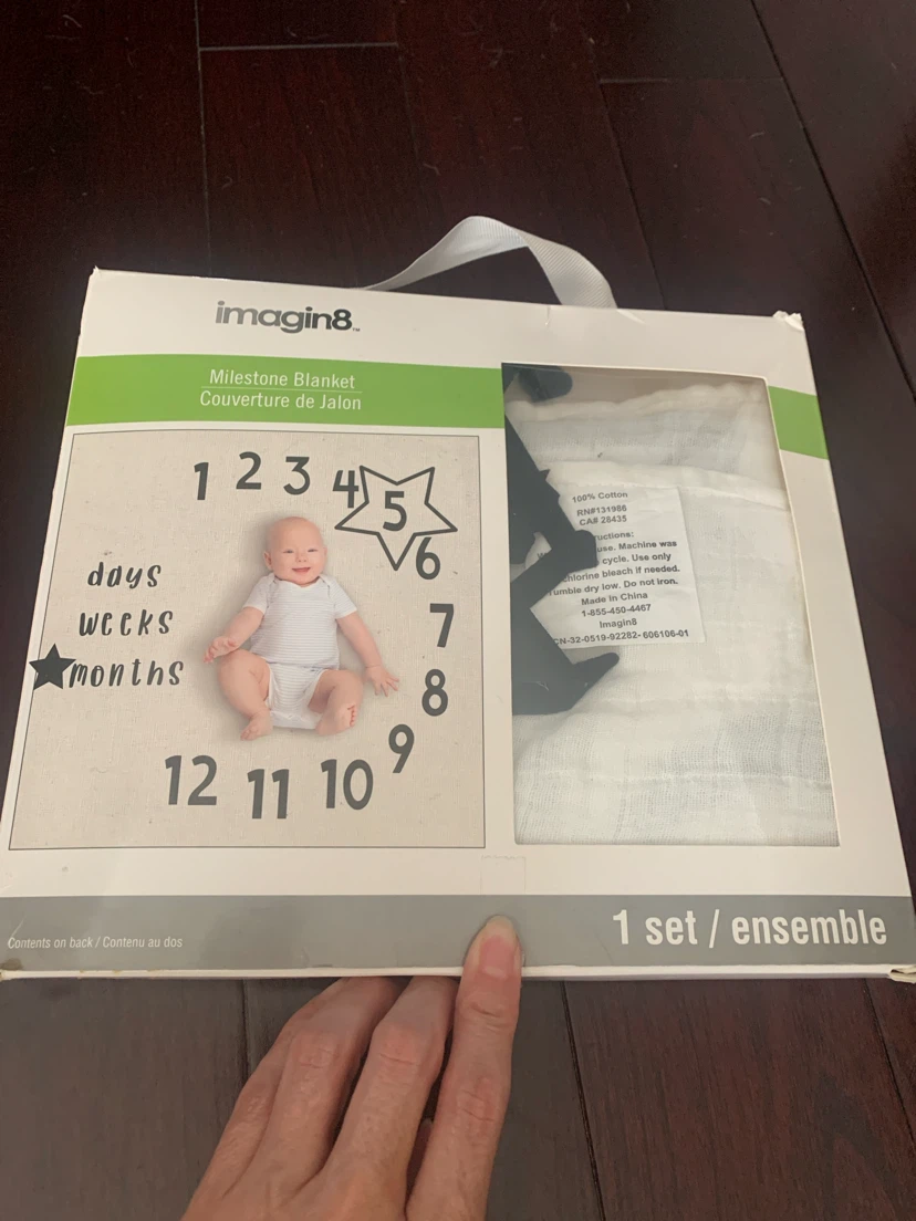 imagine8 Milestone Blanket with Felt Stars
