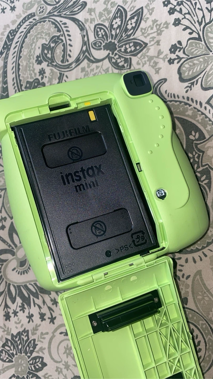 Fujifilm Instax Mini 9 Instant Camera - Lime Green - photo 5