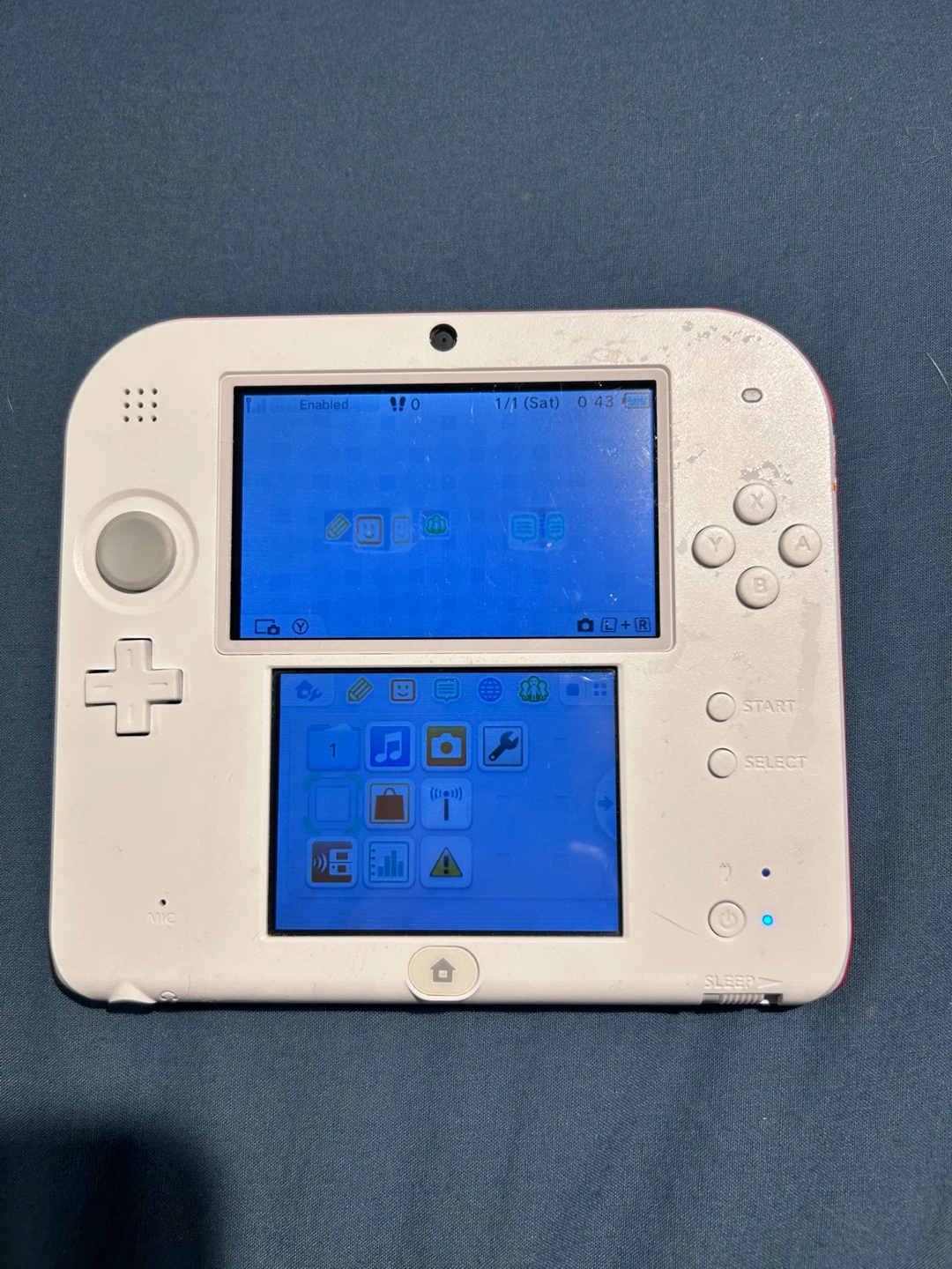 Nintendo 2DS with MySims & Sims 2 Pets - photo 2