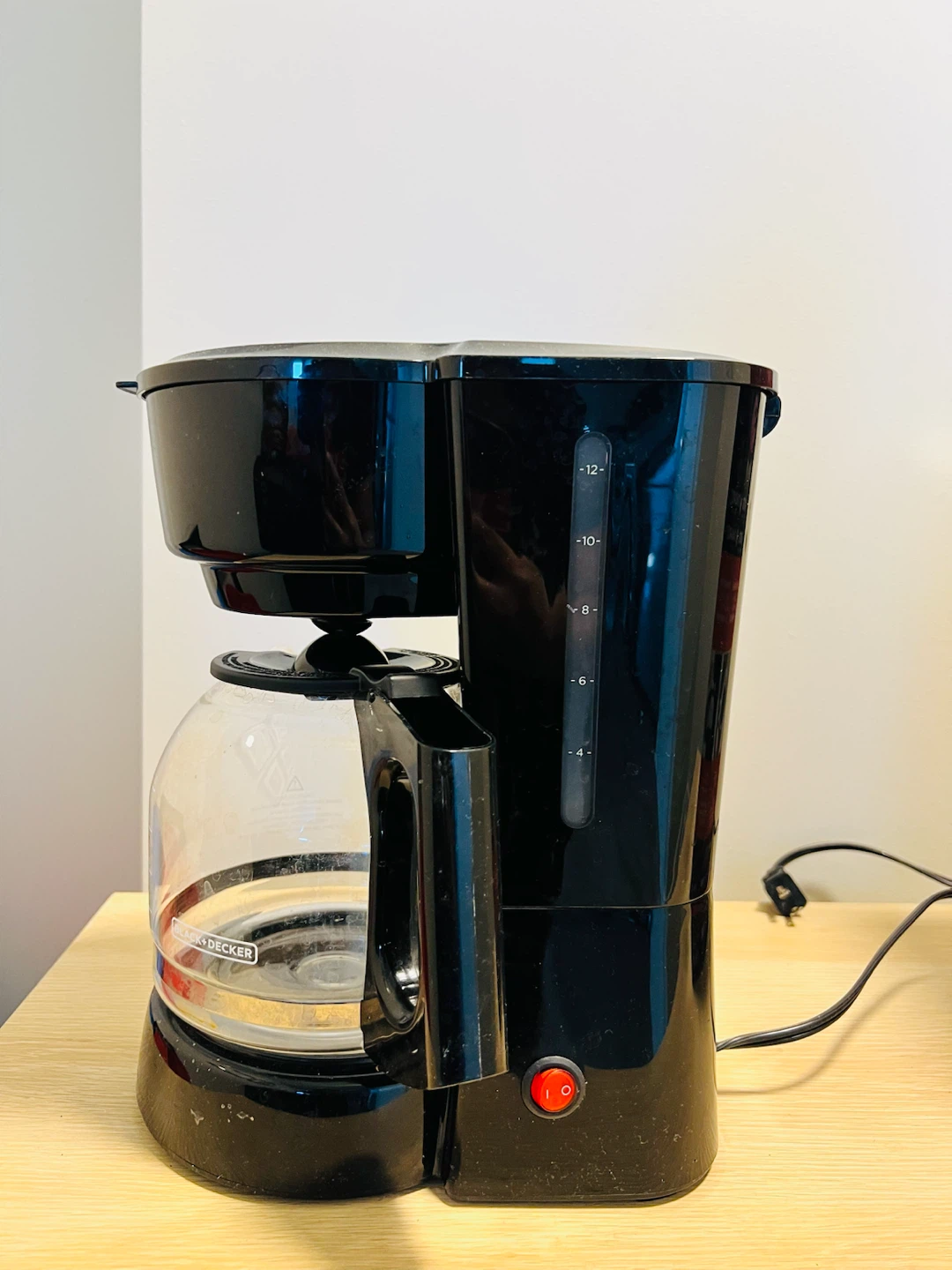 BLACK DECKER 12-Cup Coffeemaker
