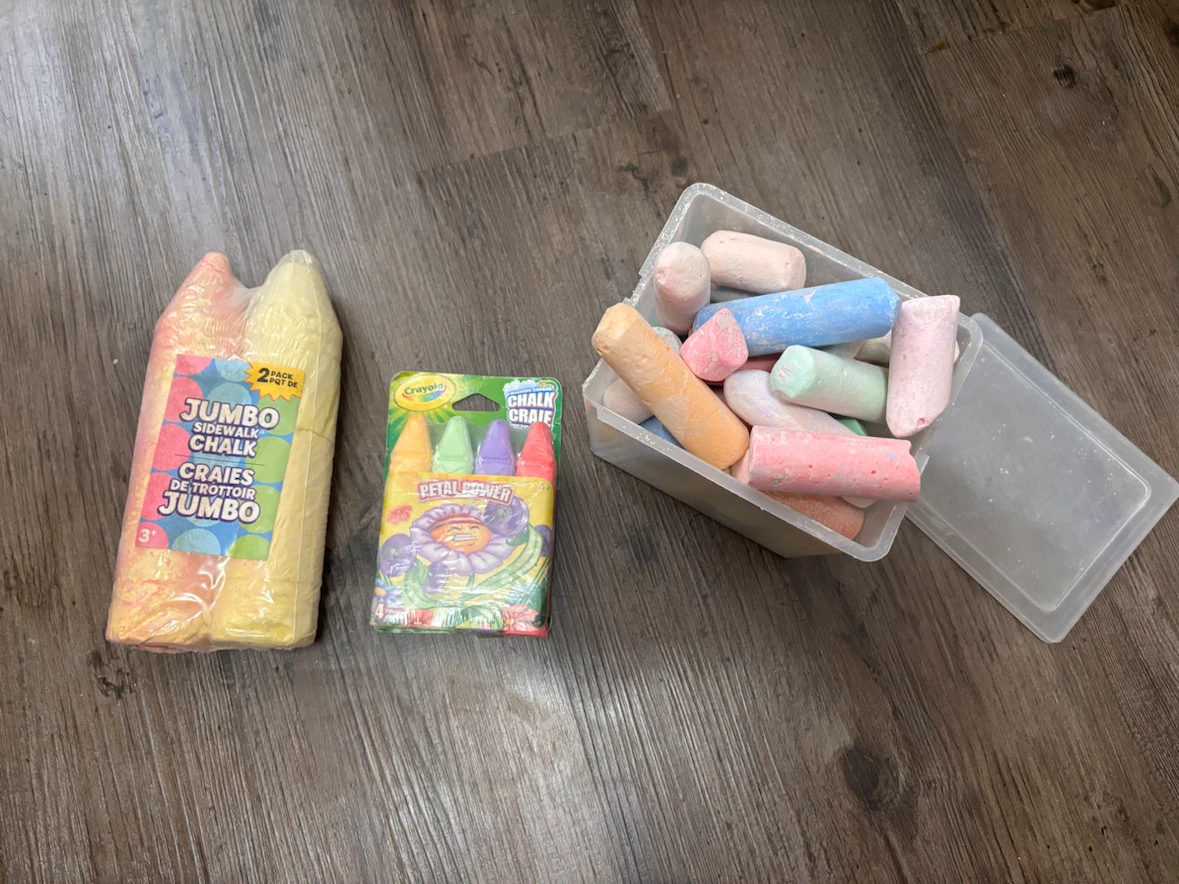 Assorted Jumbo Sidewalk Chalk, Chalk Box & Petal Power Chalk