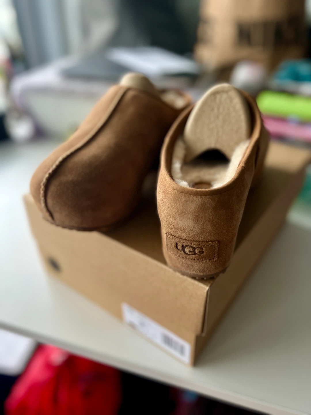 (NEW) UGG Cottage Clog W9 - photo 3