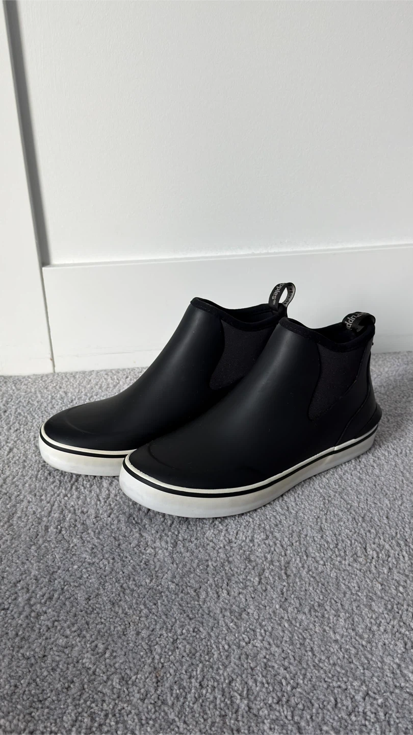 Hush Puppies Black Rain Boots