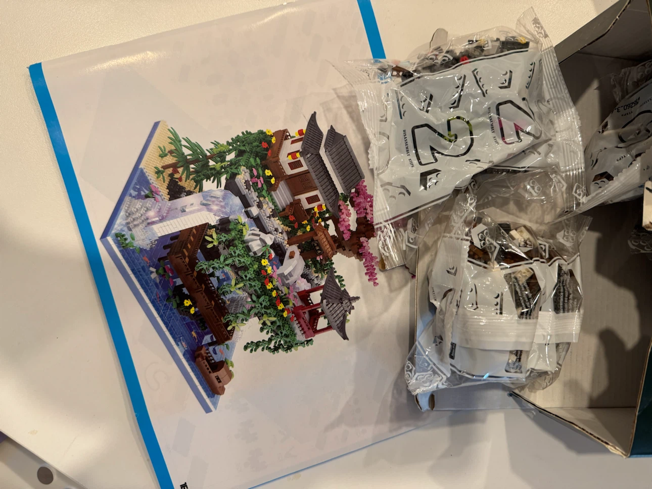 Yushinv LEGO cherry blossom - photo 2
