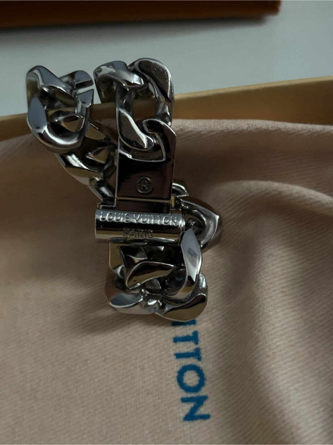 Louis Vuitton Silver Chain Bracelet - photo 5