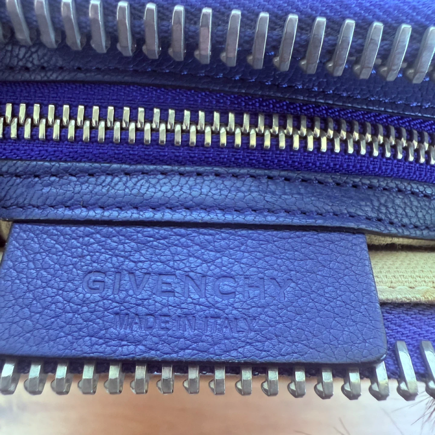 Givenchy Antigona Small - photo 4