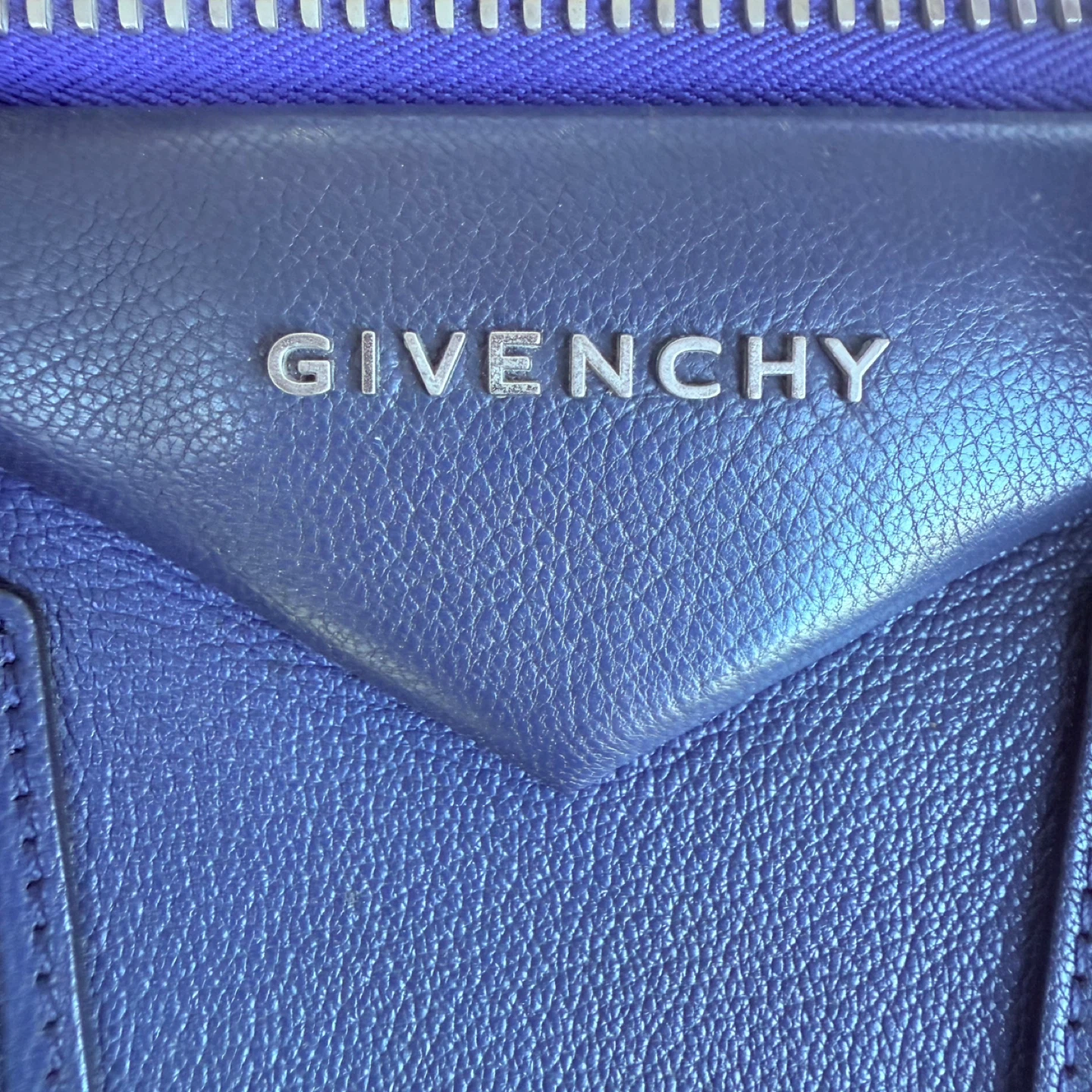 Givenchy Antigona Small - photo 3