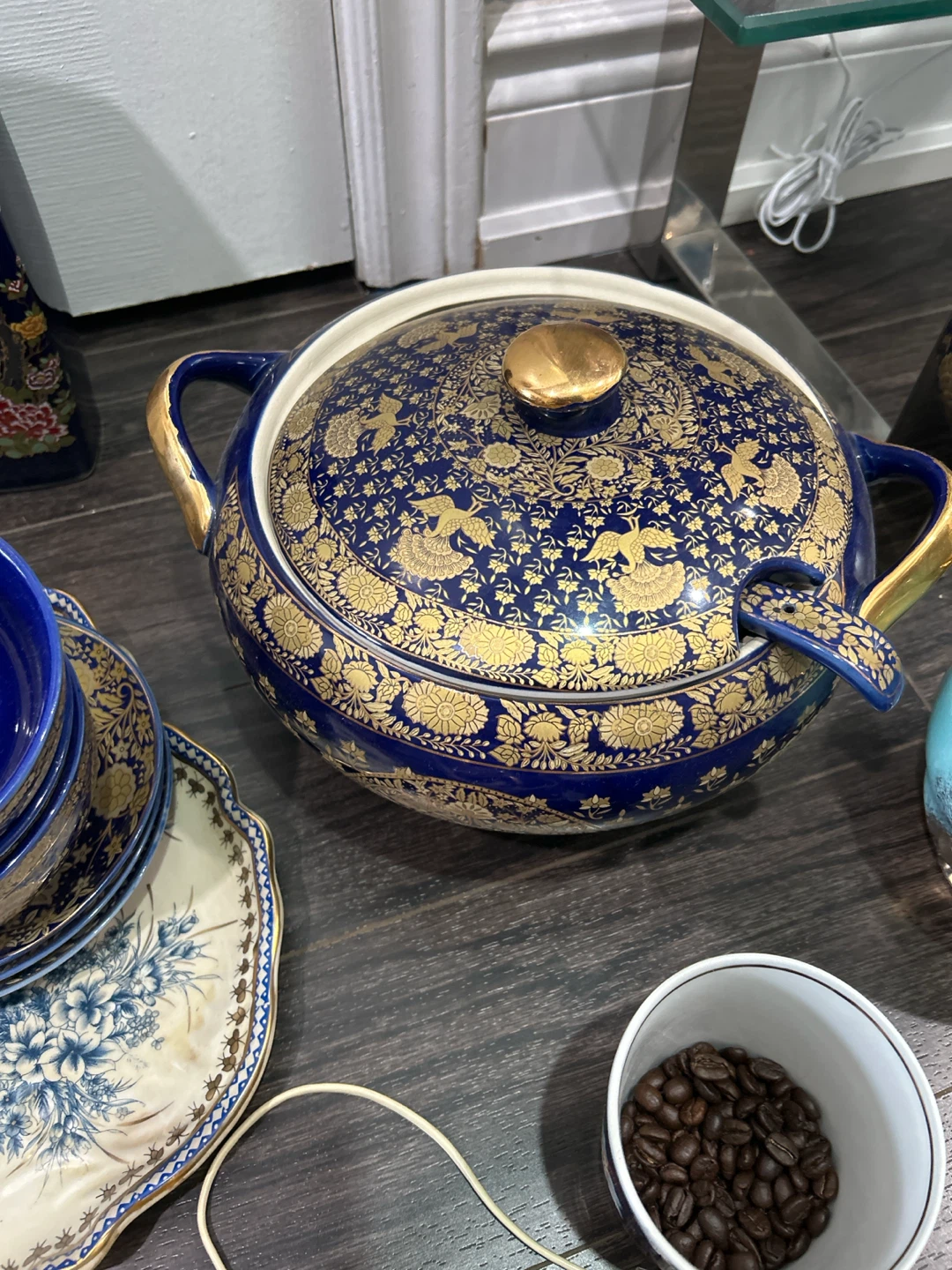 Vintage/Antique Blue and Gold Porcelain Soup Tureen Set - photo 3