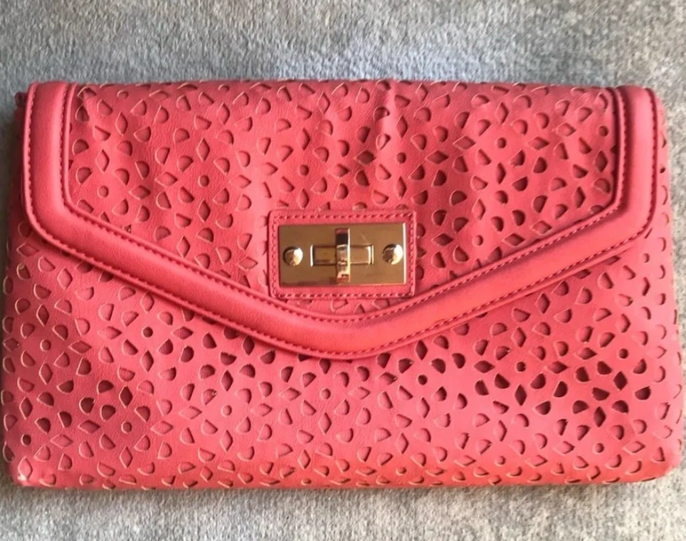 Coral Laser-Cut Clutch Purse with Chain - photo 3