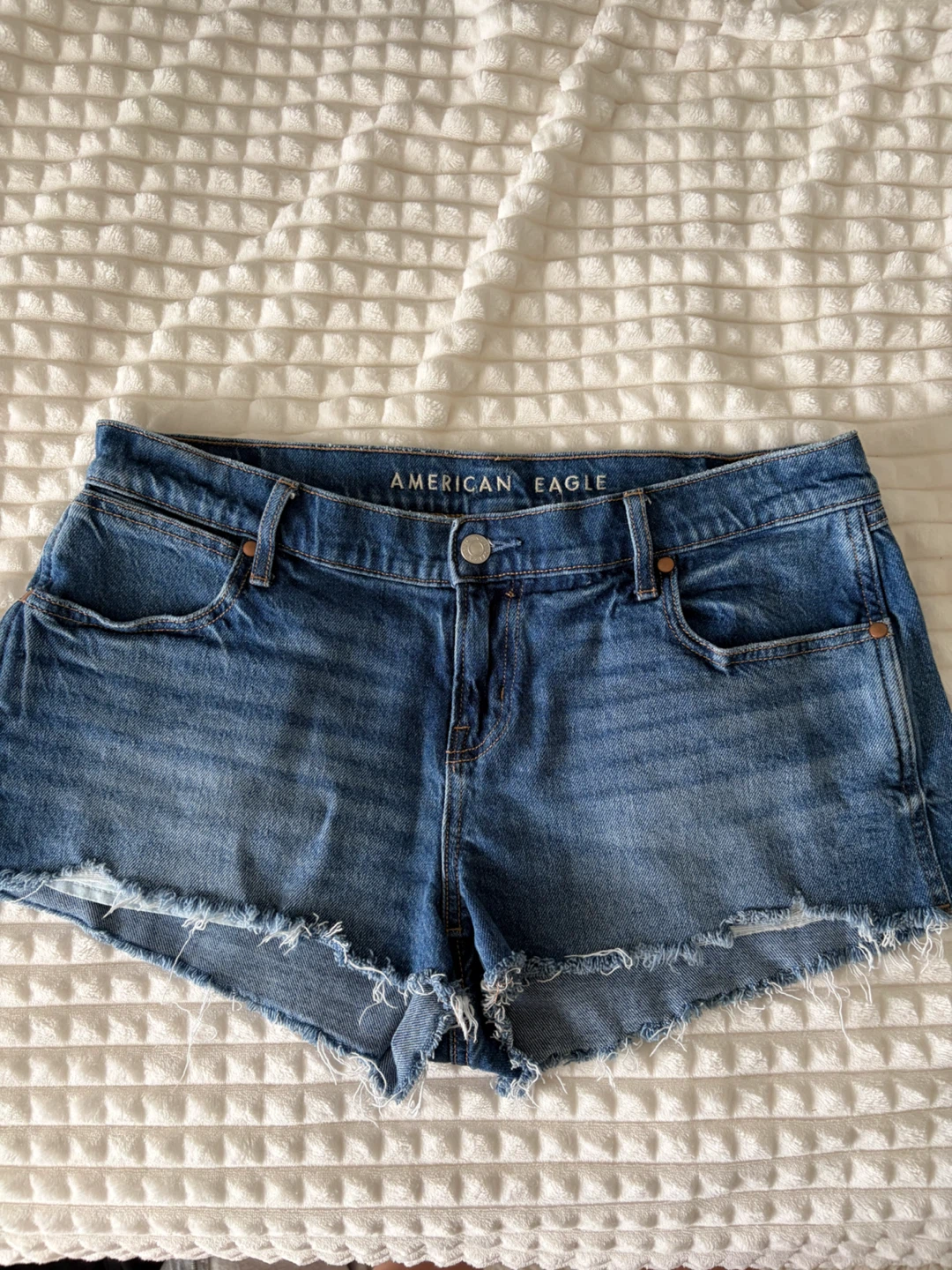 American Eagle denim shorts size 8