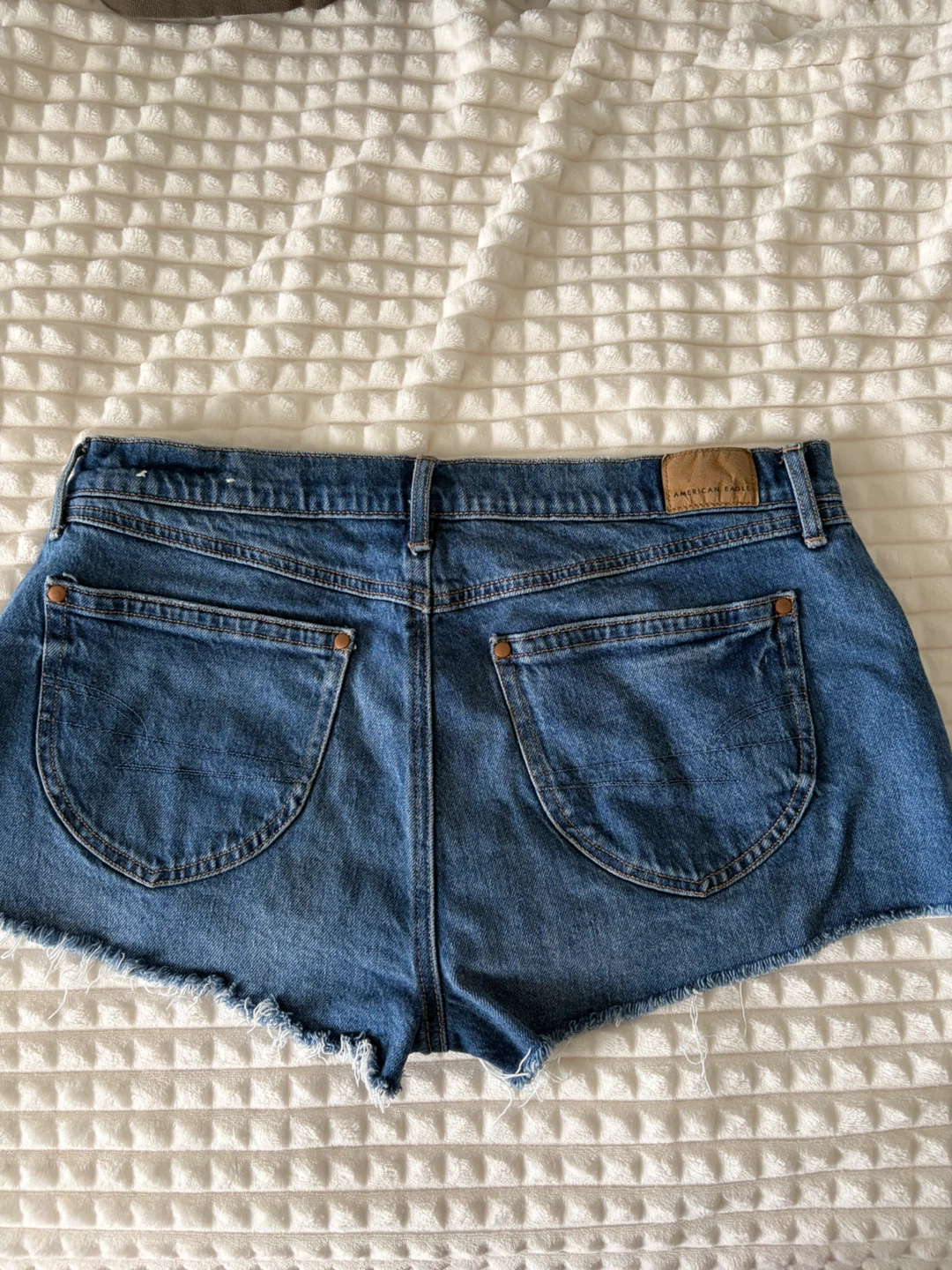 American Eagle denim shorts size 8 - photo 2