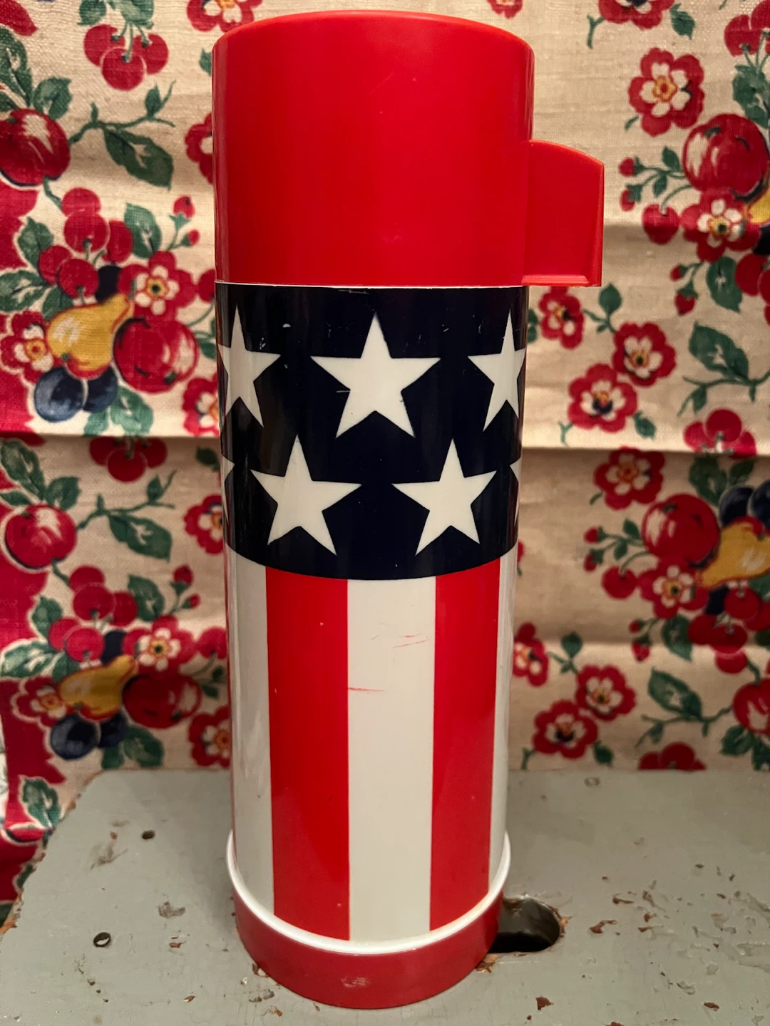 Vintage Aladdin flag thermos