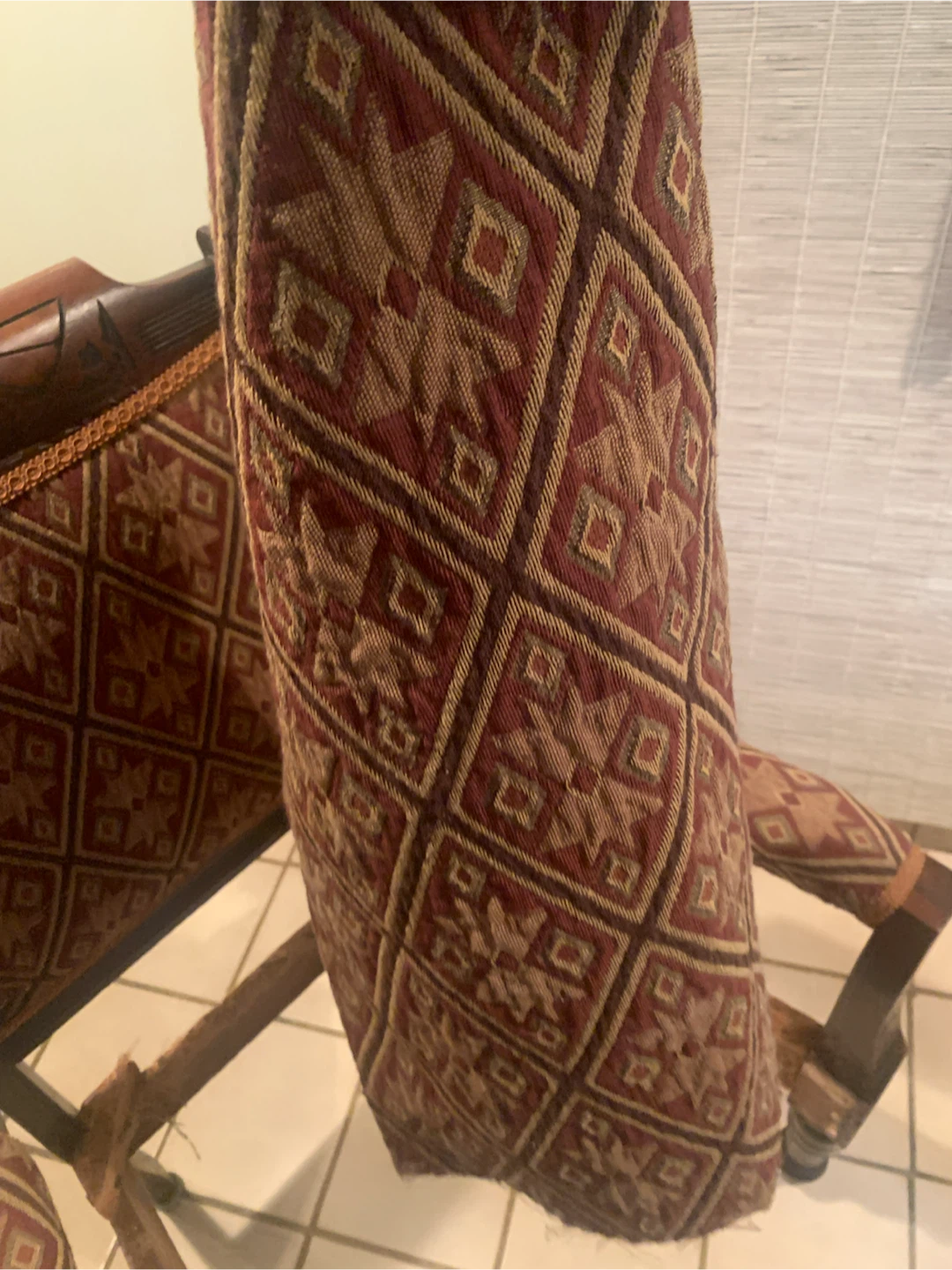 Antique Upholstered Armchair - Needs Repair - photo 4
