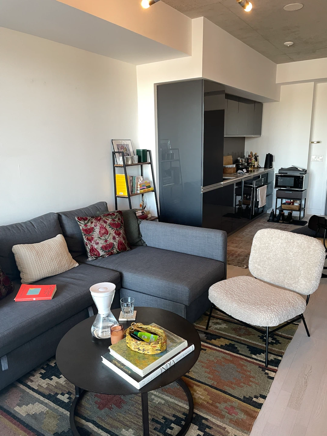 Grey L-shaped sofa with pullout bed & storage - photo 4