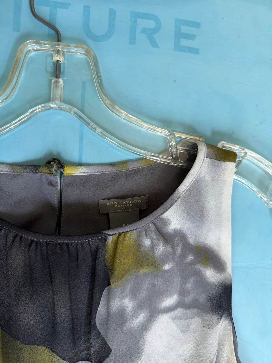 Ann Taylor Petite Dress Size 8 - photo 2