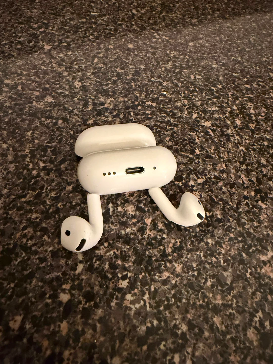 Apple AirPods Apple AirPods 4th Gen Active Noise Cancellation - photo 2