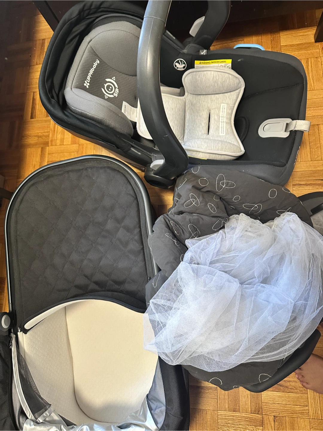 Uppbaby MESA car seat, Bassinet, winter cover and mosquito net - photo 2