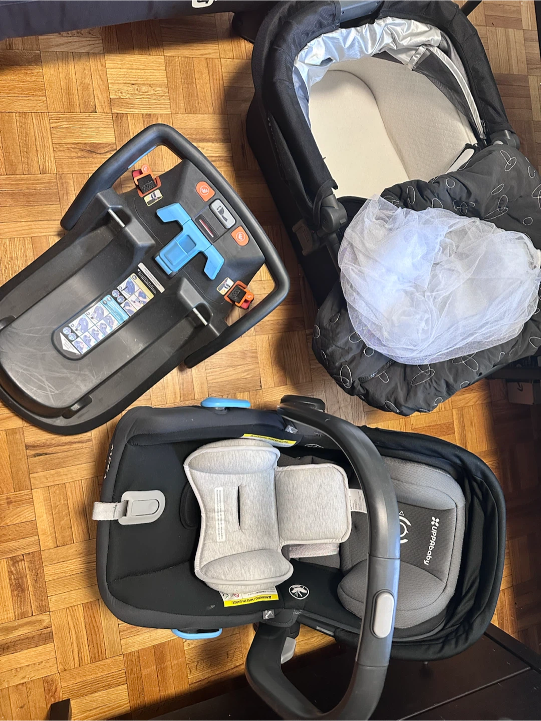 Uppbaby MESA car seat, Bassinet, winter cover and mosquito net - photo 4