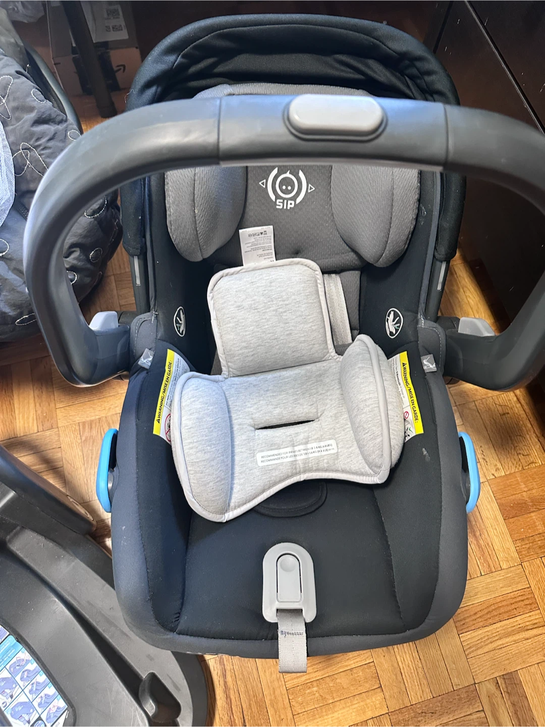 Uppbaby MESA car seat, Bassinet, winter cover and mosquito net - photo 5