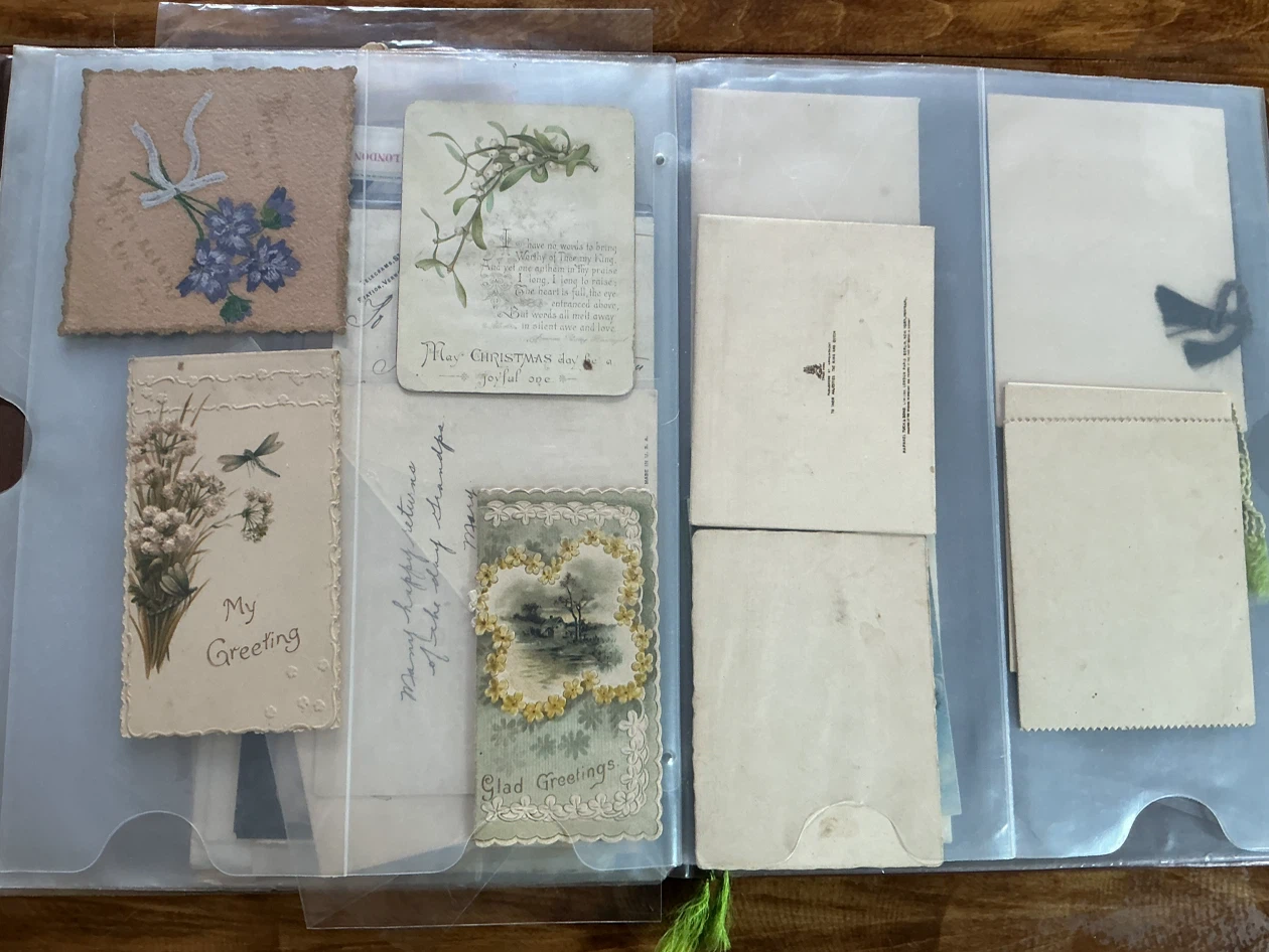 Lots O’ Antique & Vintage Greeting Cards In A Binder - photo 3