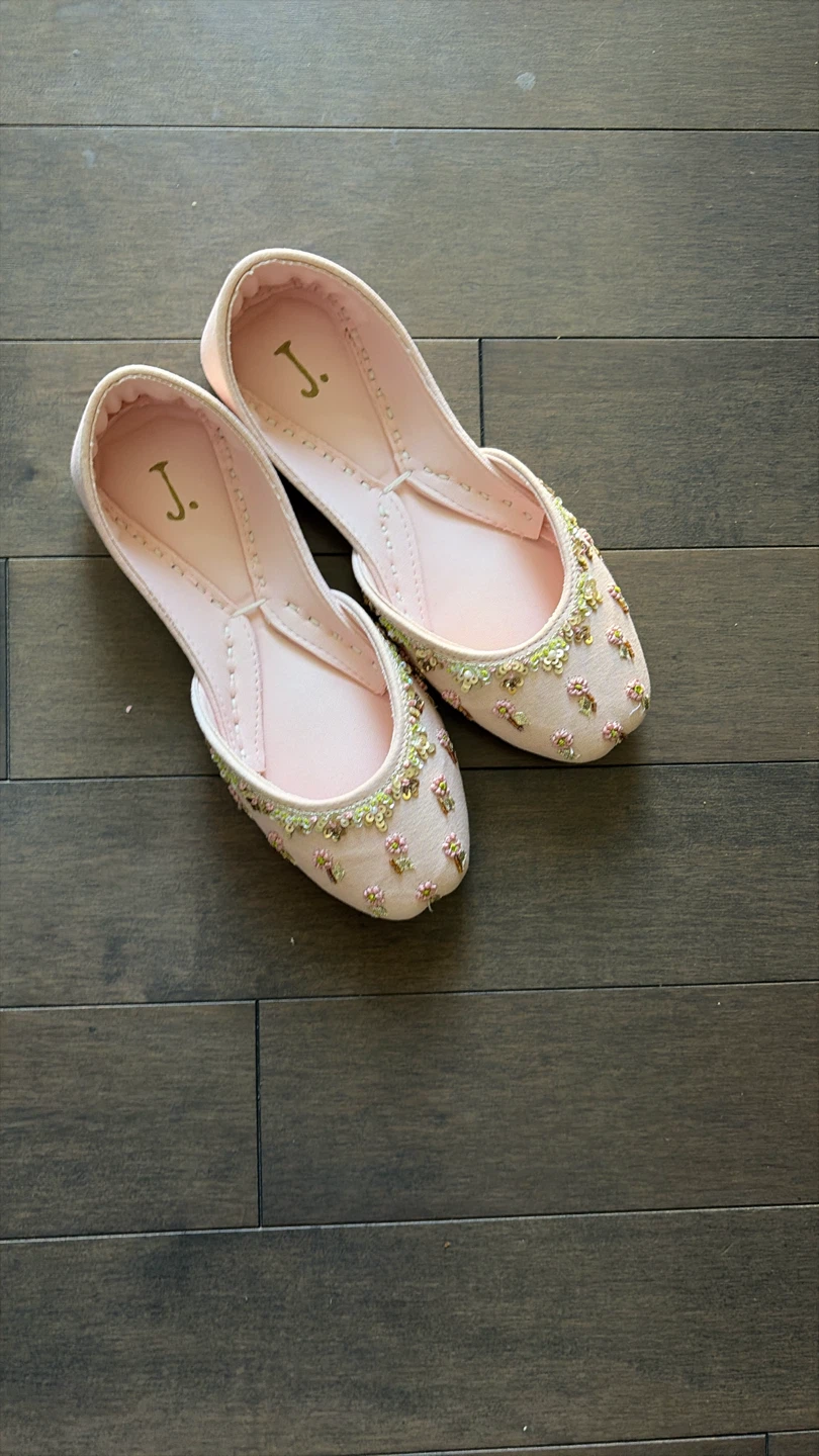 Beautiful Flats - Pink with Embellishments 3-3.5 - photo 3