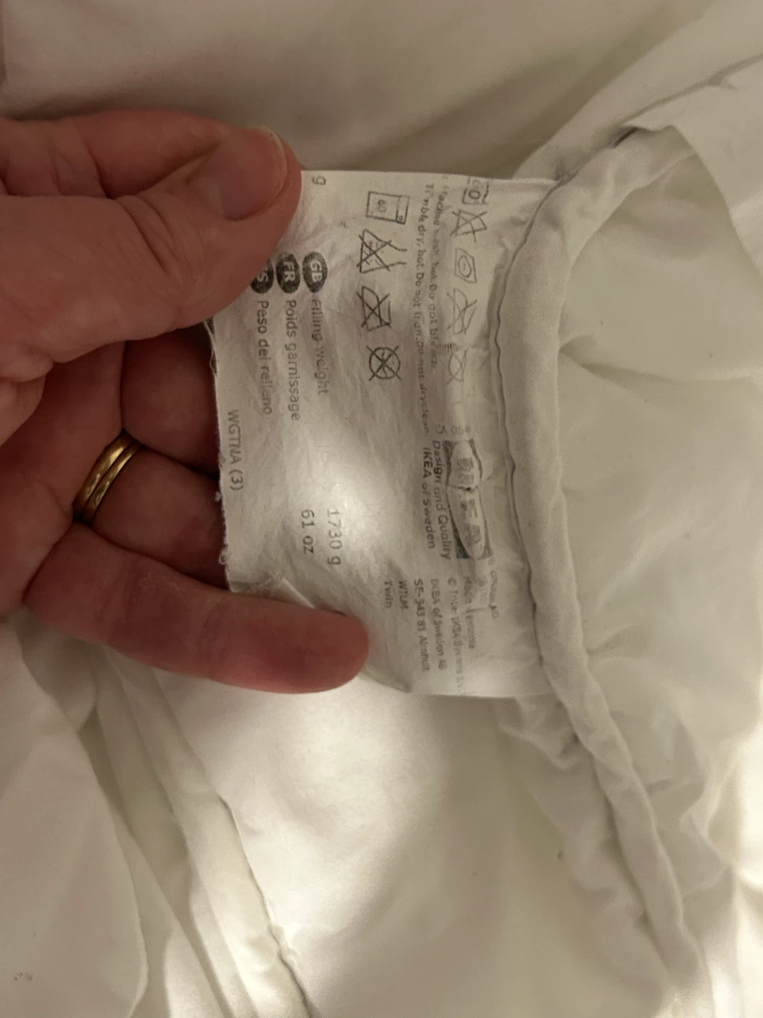 Twin sized IKEA duvet - photo 3