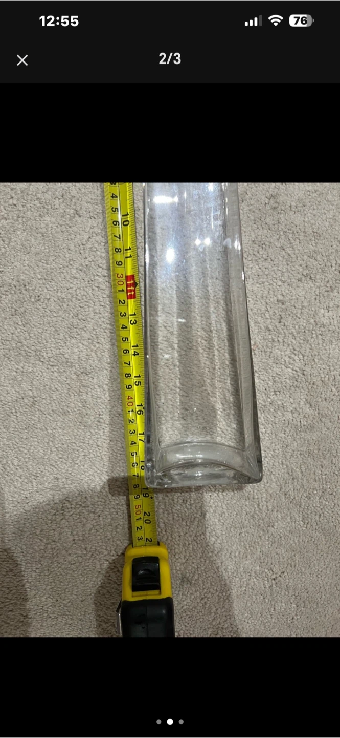 Clear Glass Vase - photo 3