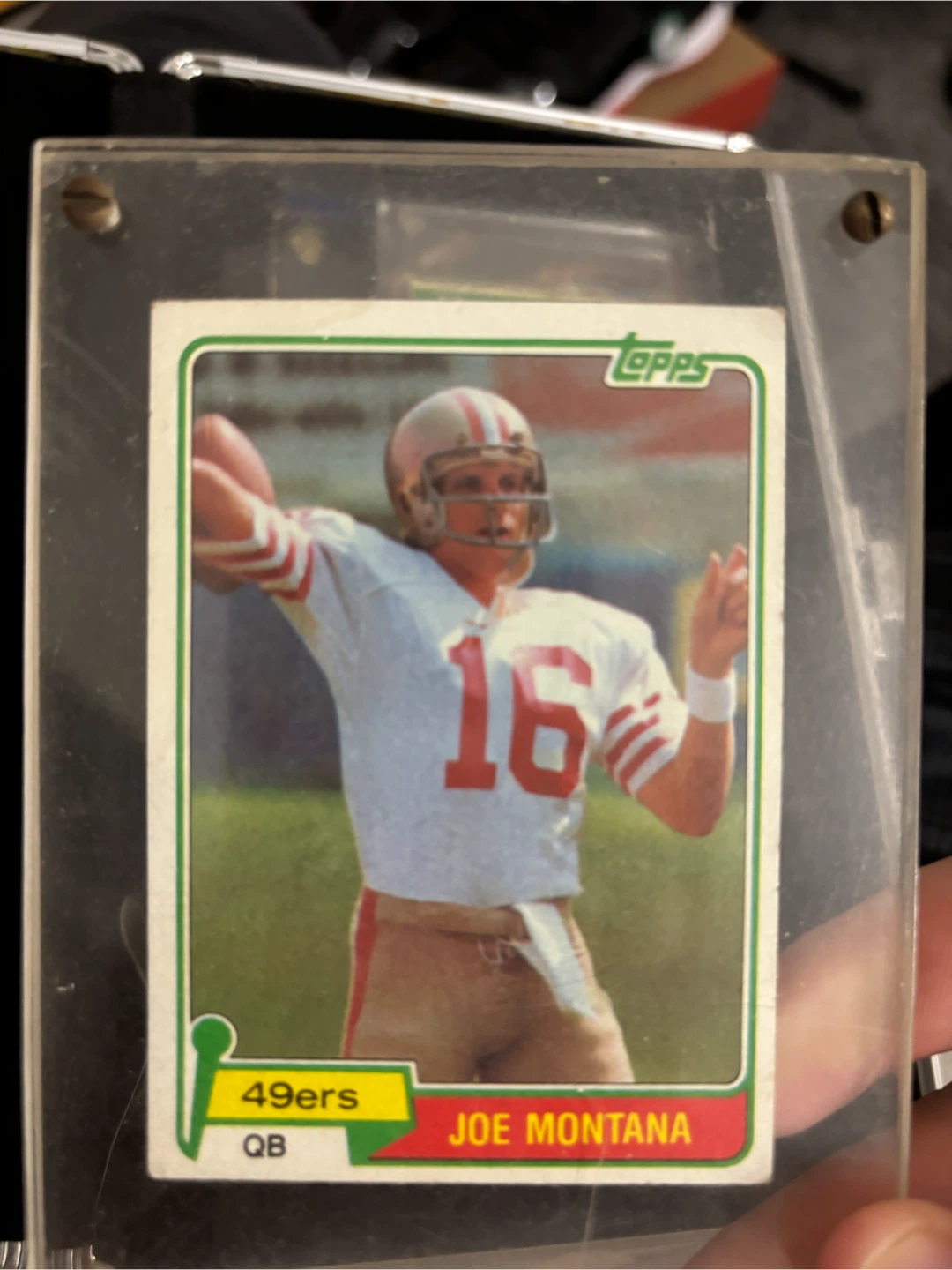 1985 Topps Joe Montana #216 Football Card