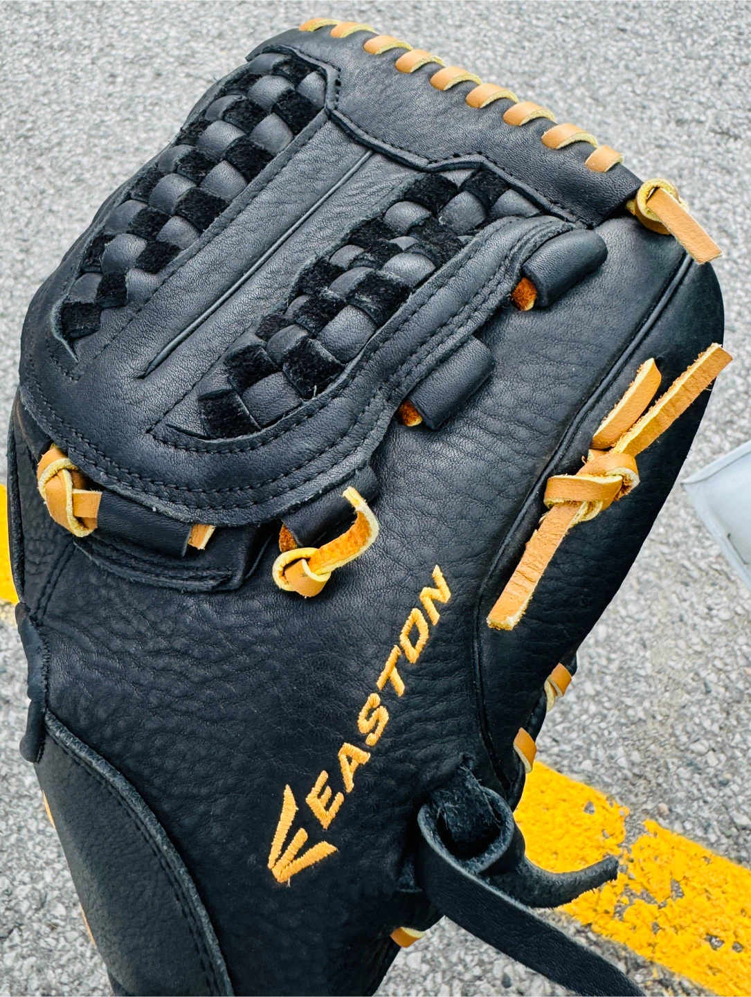 Easton Natural Elite Baseball Glove, 12 inches.
