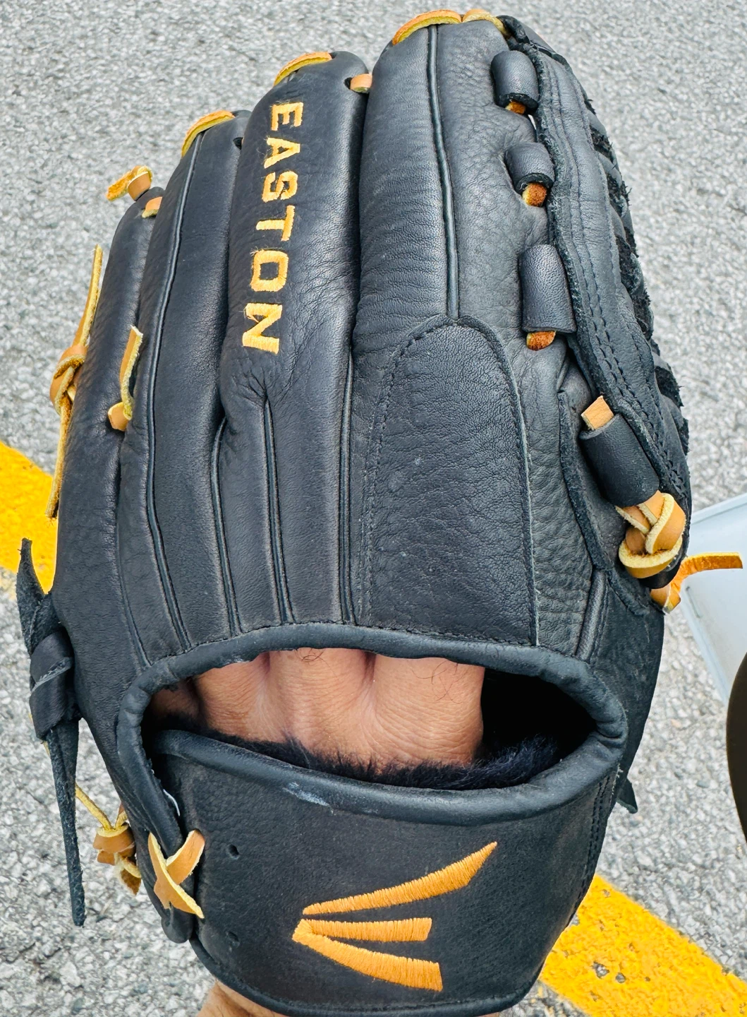 Easton Natural Elite Baseball Glove, 12 inches. - photo 2